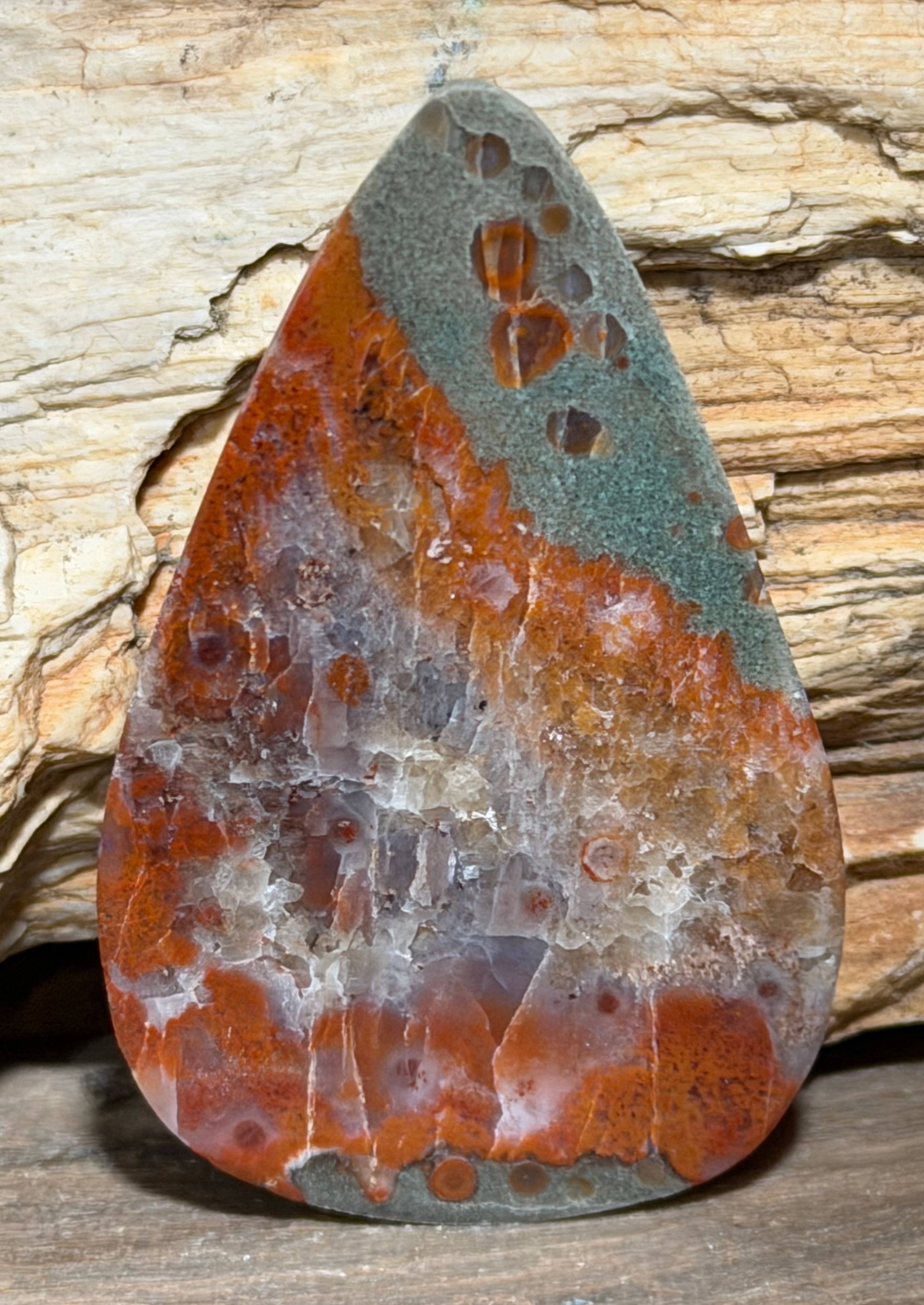 Utah Red Grape Agate Teardrop Cabochon-San Rafael Swell-Rare Botryoidal Chalcedony