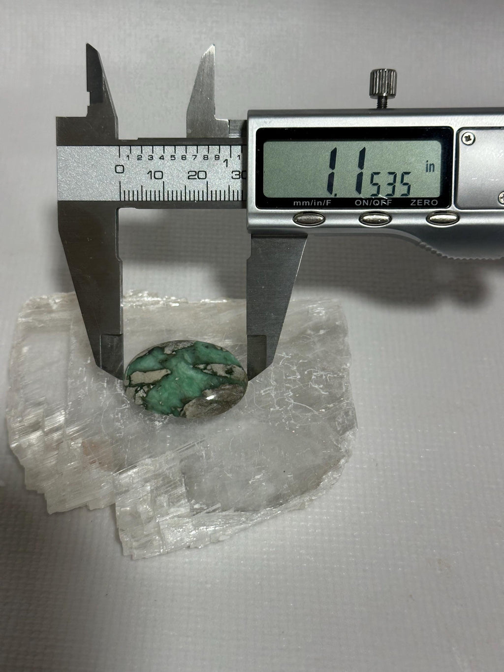 Amatrice Variscite cabochon for jewelry making