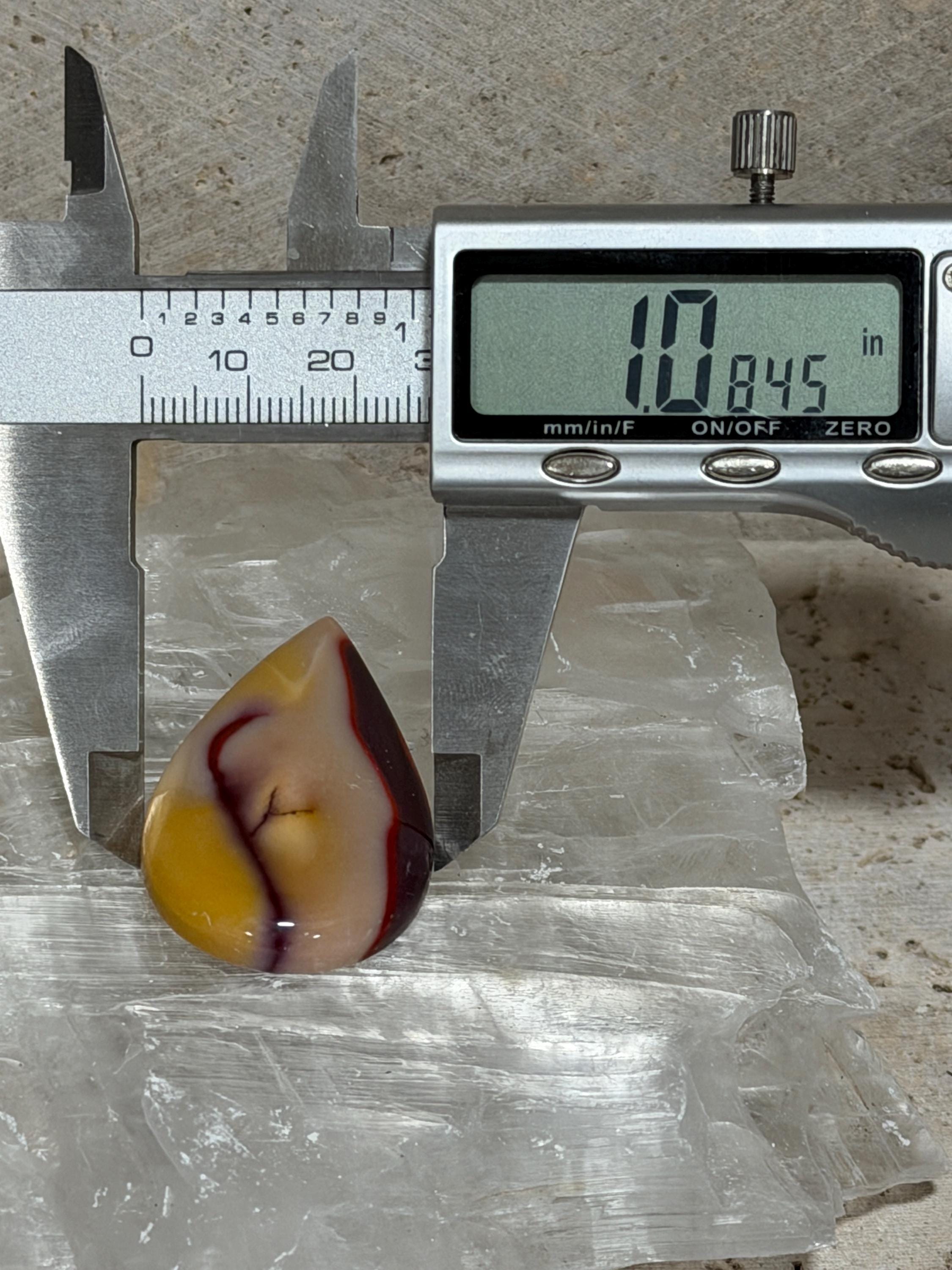 Mookaite Jasper-Tricolor Cabochon