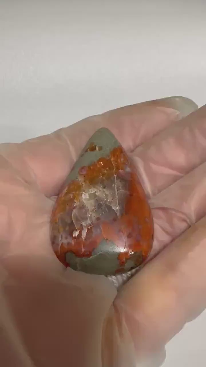 Grape agate teardrop loose gemstone from San Rafael Swell